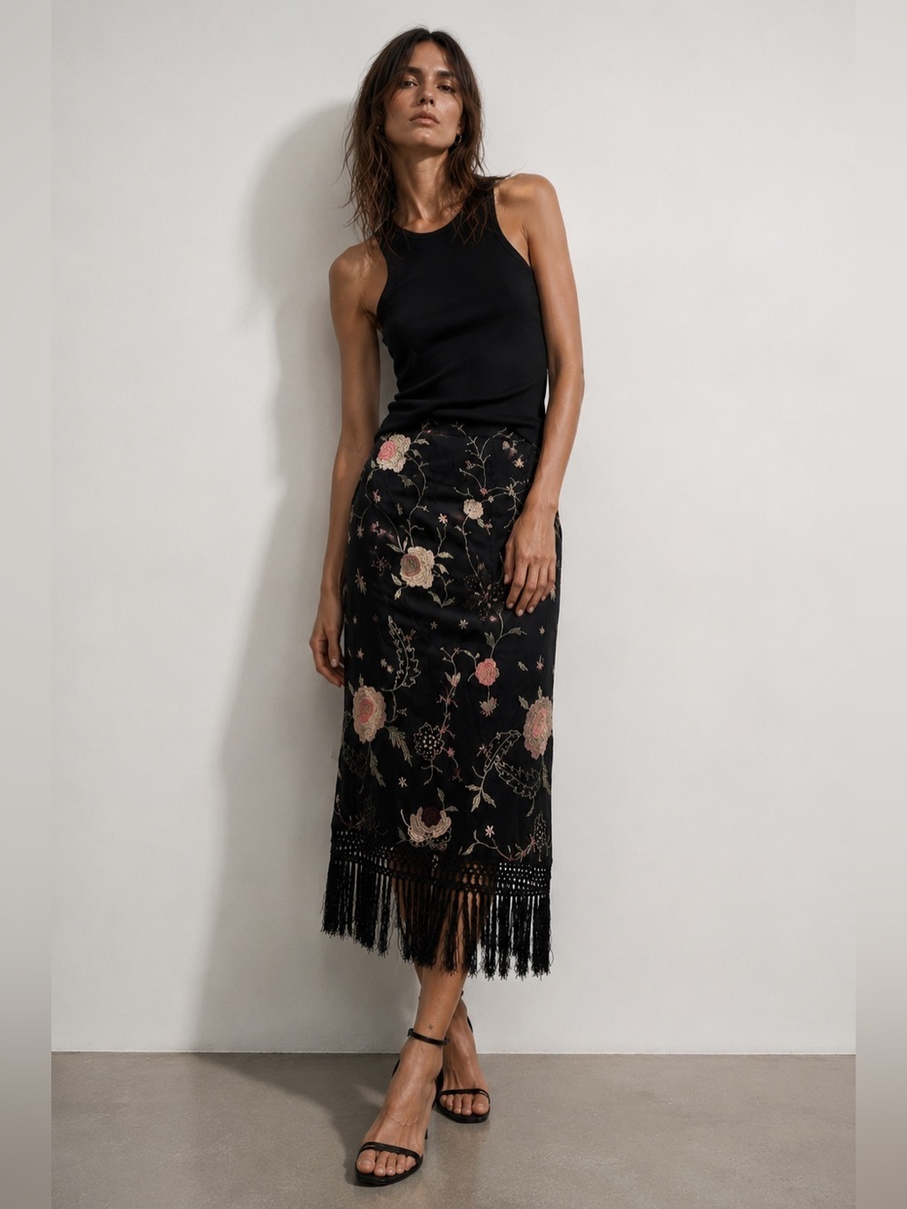 GAP Black Embroidered Fringe Midi Skirt – Approx XS/S
